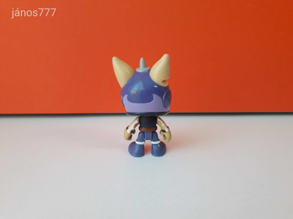 Eredeti Hasbro Top Wing Madár Akadémia Baddy Mcbat figura ! 8,5cm