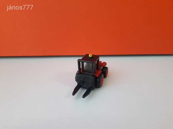 Eredeti Bob mester Bob the Builder mesefigura barátja Sumsy targonca fém jármű !! 7,5cm