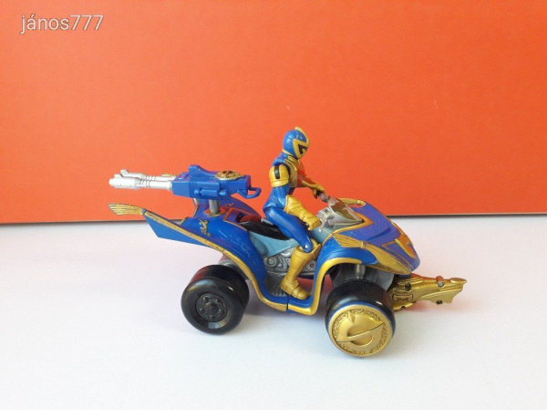 Eredeti Bandai 2005 Power Rangers Mystic Force Solar Tracker + akciófigura !!