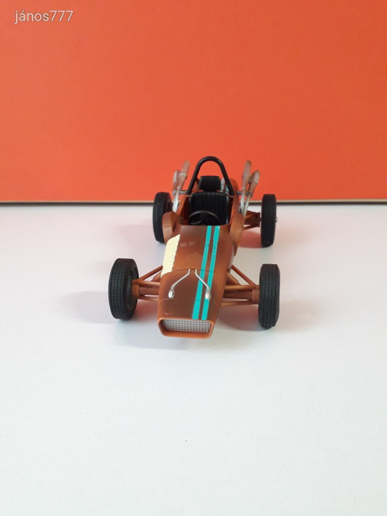 Eredeti DICKIE TOYS V8 Racing Bolide David MICHELE autója !! 20cm