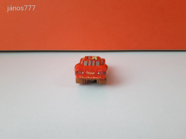 Eredeti Mattel Disney Cars Verdák Crazy 8 Villám McQueen kisautó !! 7,5cm