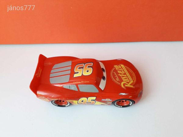 Eredeti Mattel Cars Verdák Villám McQueen versenyautó! 25cm ! EXTRA !!