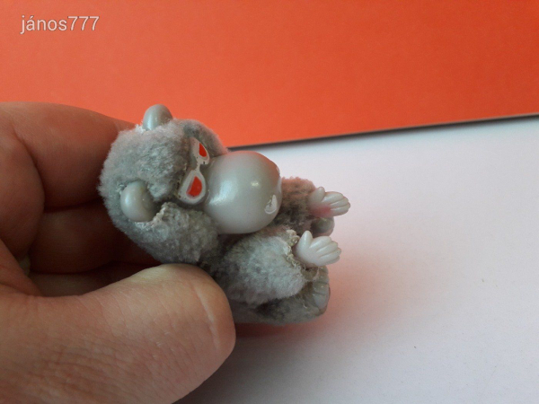 Gorilla majom 7 cm-es Csíptetős kezű retro kabala figura !!