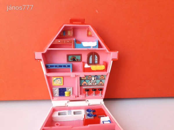 Puppy dog house vintage Polly Pocket szerű retro játéktér 2 figurával ! EXTRA