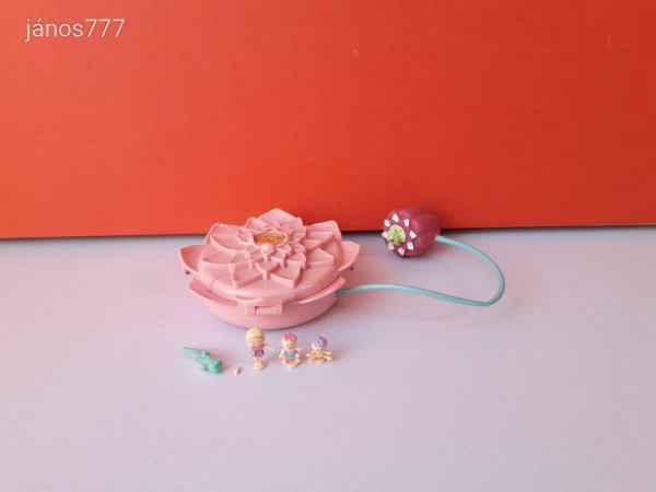 Bluebird 1996 Polly Pocket szökőkút varázslatos Liliom vintage szelence retro játéktér 4 figurával !