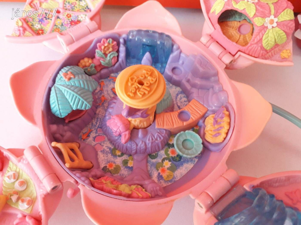 Bluebird 1996 Polly Pocket szökőkút varázslatos Liliom vintage szelence retro játéktér 4 figurával !