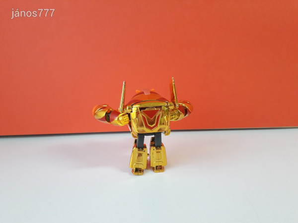 Eredeti Super Wings A Szárnyalók transformers átalakuló repülő Golden Boy ! 12cm