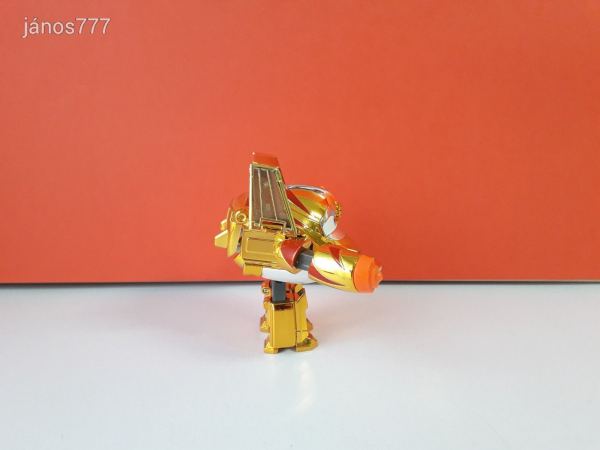 Eredeti Super Wings A Szárnyalók transformers átalakuló repülő Golden Boy ! 12cm