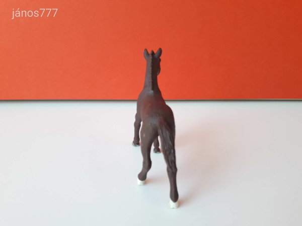 Eredeti Schleich ló csikó állatfigura ! 9x8cm ! 2017-es kiadás !