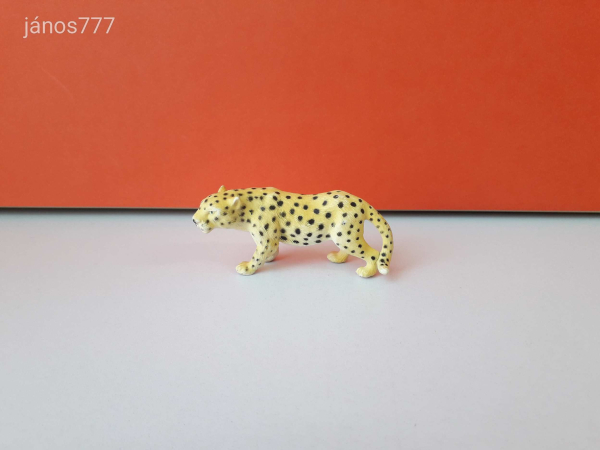 Eredeti Schleich Leopárd állatfigura ! 9x4cm ! 1995-ös kiadás ! Schleich 14127