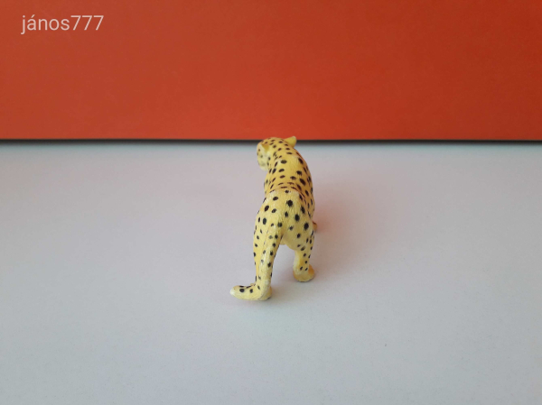 Eredeti Schleich Leopárd állatfigura ! 9x4cm ! 1995-ös kiadás ! Schleich 14127