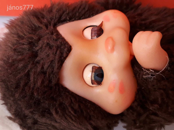 Monchhichi vintage Nyamy szerű, pislogó Moncsicsi Moncsi retro kabala figura ! EXTRA