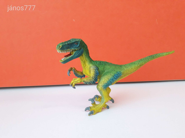 Eredeti Schleich Dinoszaurusz Velociraptor állatfigura !! 18x10cm ! 2016-os kiadás! Schleich 14585