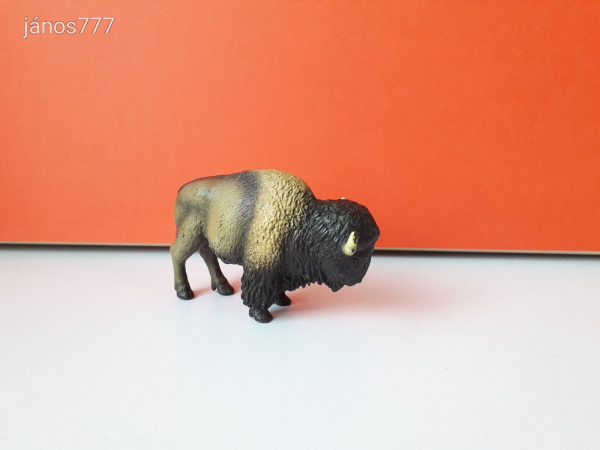 Eredeti Schleich bölény állatfigura  !! 11x7cm ! 2004-es kiadás ! Schleich 14349