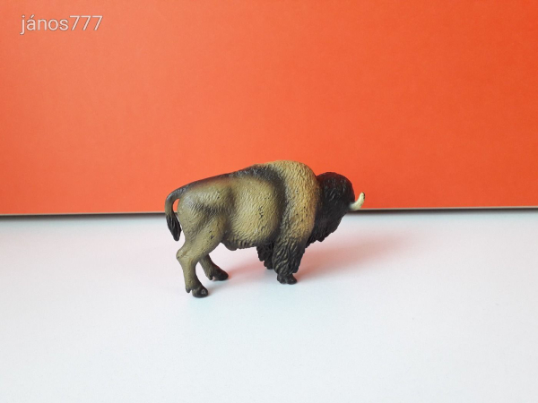 Eredeti Schleich bölény állatfigura  !! 11x7cm ! 2004-es kiadás ! Schleich 14349
