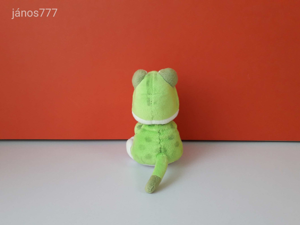 SUPER MARIO 3D LAND LUIGI jelmezben plüss 17 cm-es kabala figura kezei MÁGNESESEK ! EXTRA