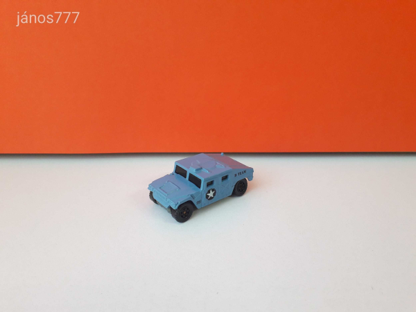 Eredeti Matchbox Mattel HUMVEE fém kisautó !! 6,5cm
