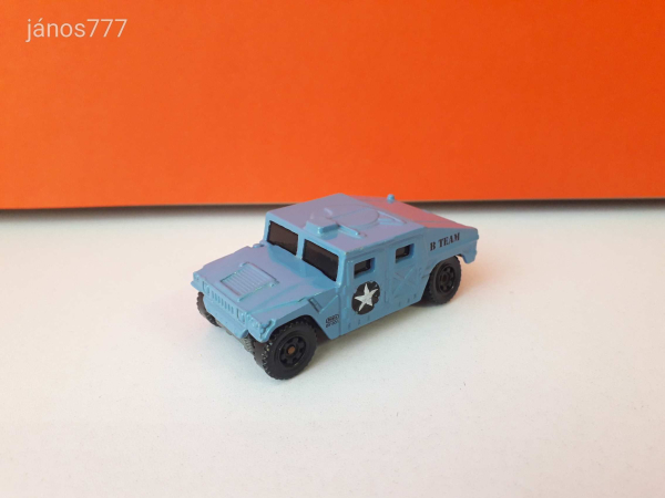 Eredeti Matchbox Mattel HUMVEE fém kisautó !! 6,5cm