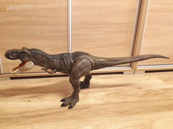 Eredeti Mattel Jurassic World Dominion Super Colossal Tyrannosaurus Rex dinoszaurusz !! 101cm !!