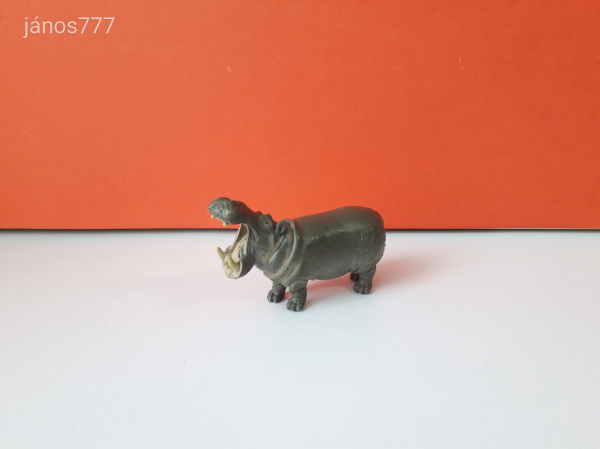 Eredeti Schleich viziló állatfigura !! 11x7,5cm ! 1996-os kiadás ! Schleich 14132
