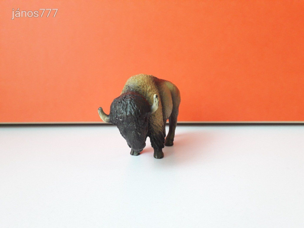 Eredeti Schleich bölény állatfigura  !! 11x7cm ! 2004-es kiadás ! Schleich 14349