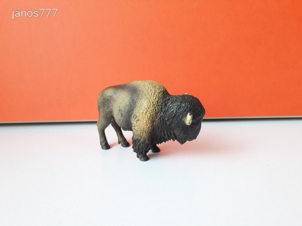 Eredeti Schleich bölény állatfigura  !! 11x7cm ! 2004-es kiadás ! Schleich 14349