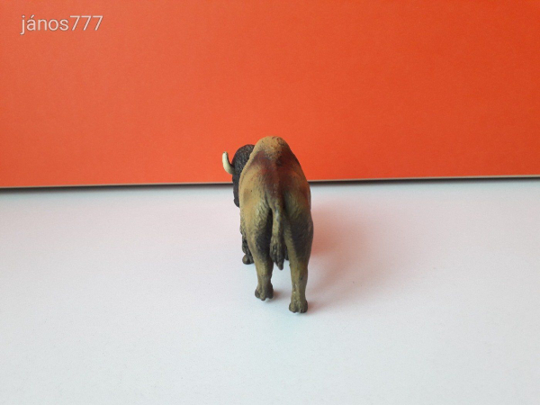 Eredeti Schleich bölény állatfigura  !! 11x7cm ! 2004-es kiadás ! Schleich 14349