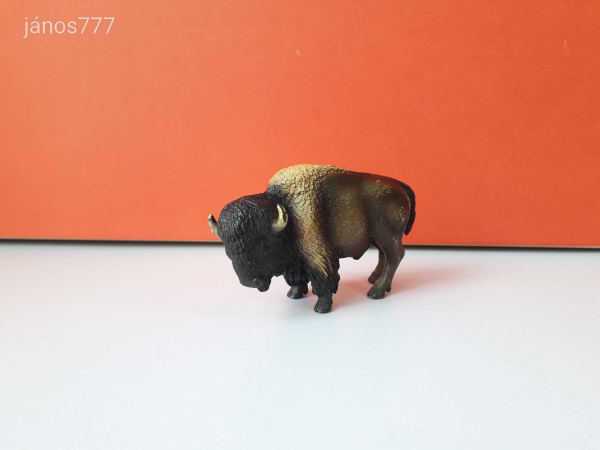Eredeti Schleich bölény állatfigura !! 11x7cm ! 2004-es kiadás ! Schleich 14349