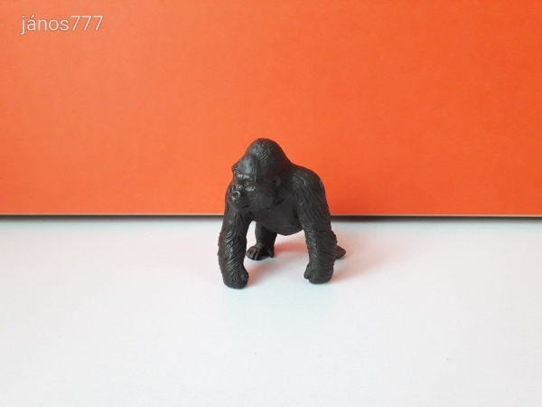 Eredeti Schleich gorilla állatfigura !! 8x7cm ! 2001-es kiadás !! Schleich 14196