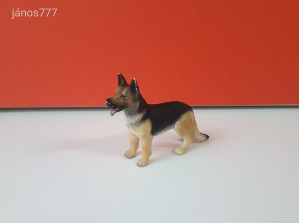 Eredeti Schleich kutya állatfigura ! 9x7cm ! 2003-as kiadás !! Schleich Németjuhász kutya 16333