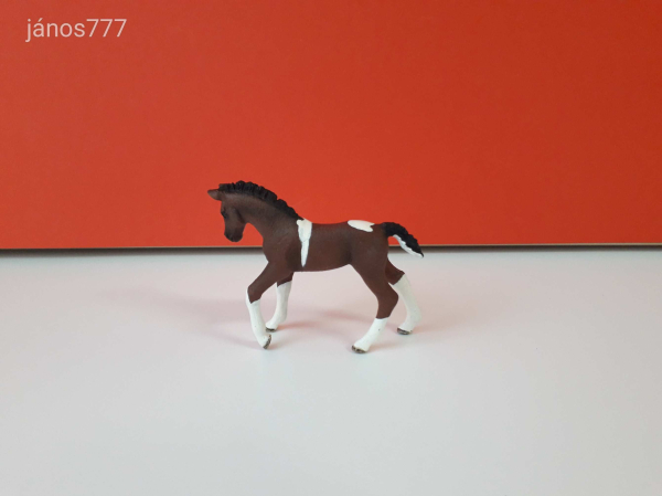 Eredeti Schleich ló csikó állatfigura ! 8,5x7cm !! 2013-as kiadás !! Schleich 13758