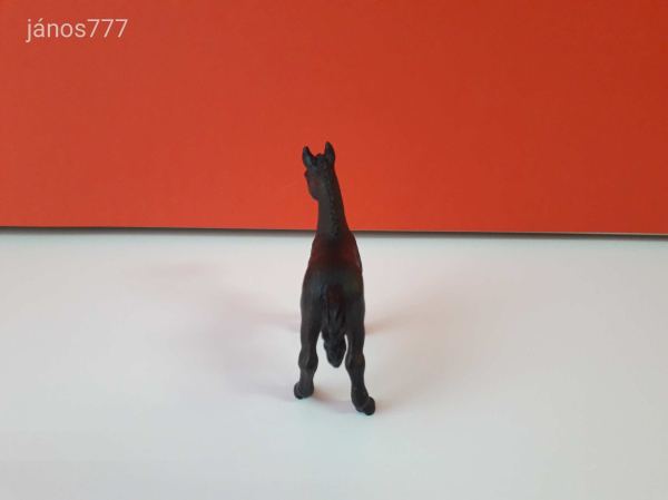 Eredeti Schleich ló csikó Fríz csikó állatfigura ! 8,5x8cm !! 2006-os kiadás !! Schleich 13622