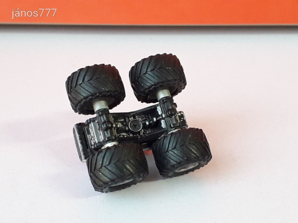 Eredeti GALOOB 1990 Micro Machines Monster Truck Pickup Type 3 Rammin' Rig autó !!