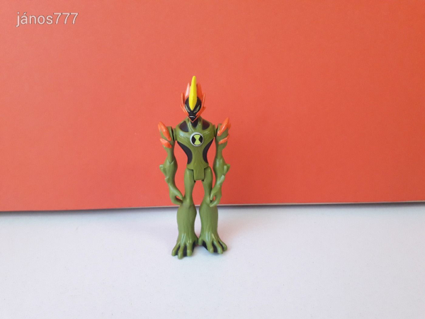 Eredeti BEN 10 szörny akciófigura !! 11cm !! B10