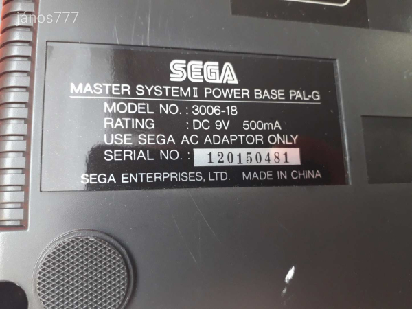 Eredeti SEGA Master System II konzol gép + kiegészítők 2 játékkal !!!