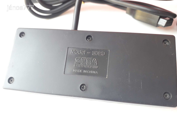 Eredeti SEGA Master System II konzol gép + kiegészítők 2 játékkal !!!