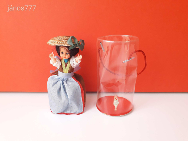 NÉPVISELETI BABA retro régi baba népviseletben 12 cm-es pislogós baba ! EXTRA
