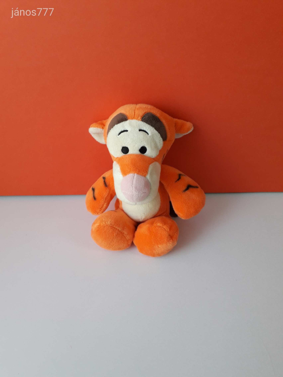 Eredeti Disney TIGRIS Micimackó mese plüss 26 cm-es kabala figura ! Micimackó mese szereplő ! EXTRA