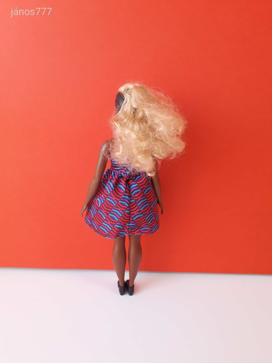 Eredeti Mattel Barbie baba Barbie játékbaba ! - China 2015 / 2016