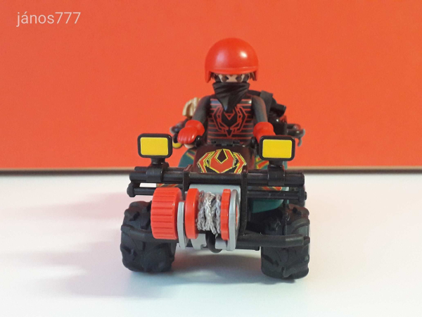 Eredeti Playmobil műkincsrabló quaddal !! Playmobil 6879