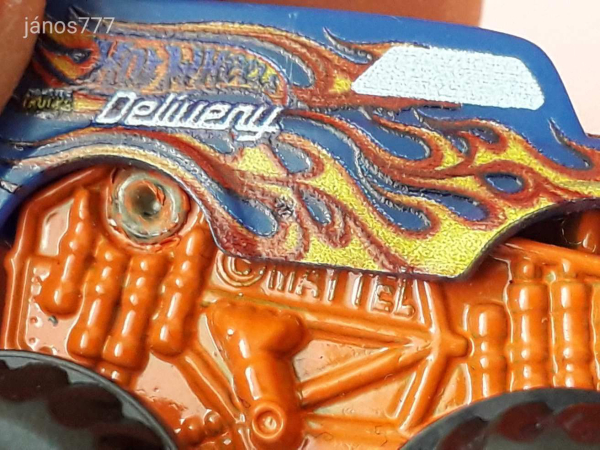 Eredeti Mattel Hot Wheels mini Monster Truck fém kisautó !! 4x3cm