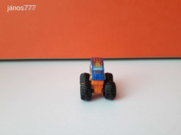 Eredeti Mattel Hot Wheels mini Monster Truck fém kisautó !! 4x3cm