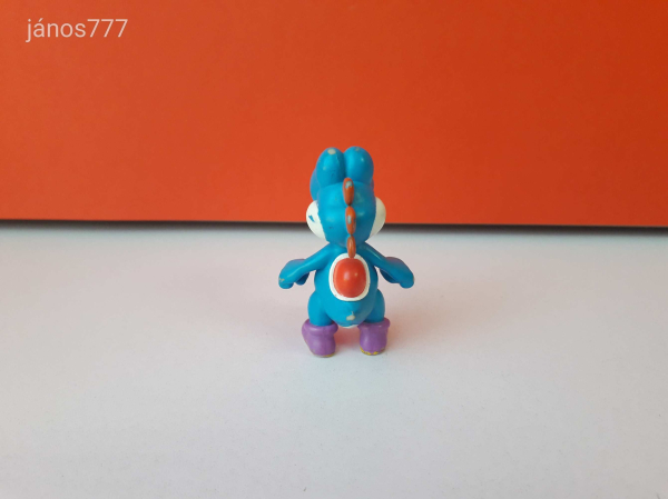 Eredeti Nintendo Super Mario barátja Yoshi videójáték és mesefigura !! 6cm
