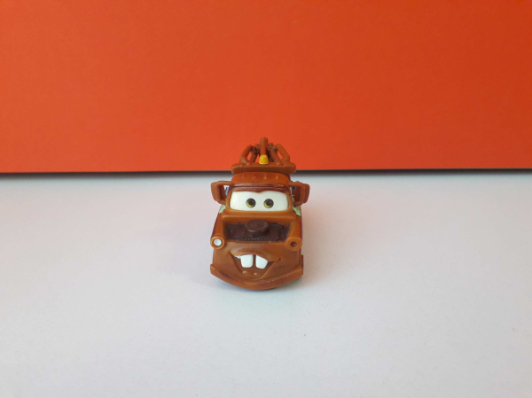 Eredeti Disney Villám barátja Matuka Cimbi autó !! 8cm ! CARS