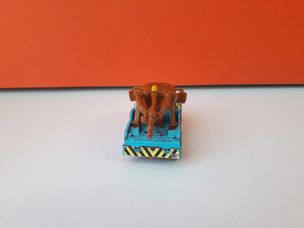 Eredeti Disney Villám barátja Matuka Cimbi autó !! 8cm ! CARS