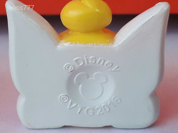 Eredeti Funko Disney mesefigurák Emoji 6db együtt !! Jégvarázs , Szörny Rt , stb ....