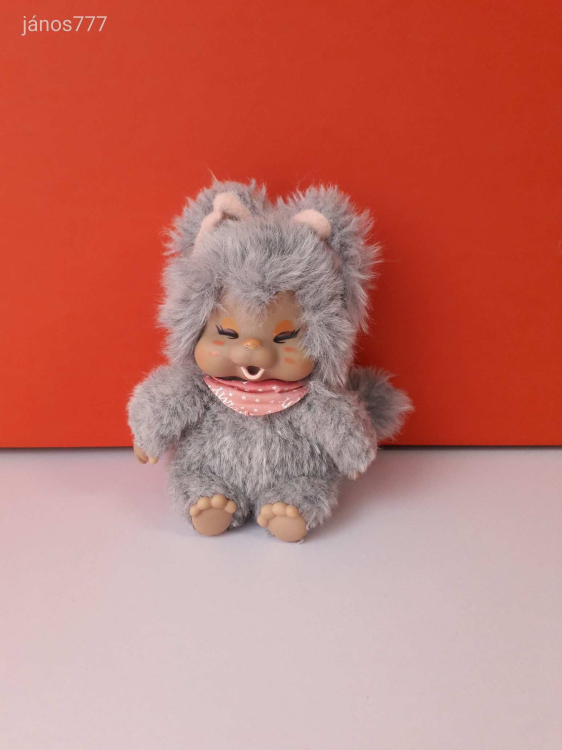 Eredeti NYAMY Monchhichi Moncsicsi szürke Nyamy Moncsi retro kabala figura !! EXTRA !!