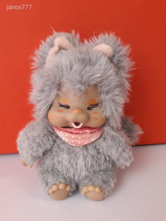 Eredeti NYAMY Monchhichi Moncsicsi szürke Nyamy Moncsi retro kabala figura !! EXTRA !!