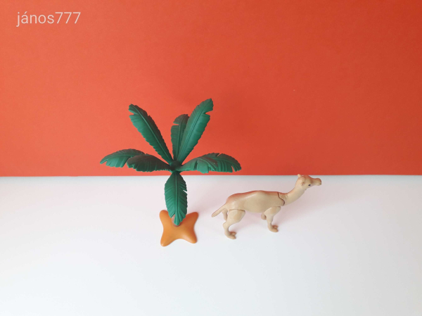 Playmobil teve állatfigura + pálmafa