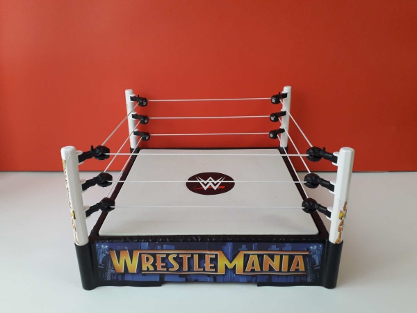 Pankrátor ring WWE WrestleMania eredeti Mattel kiadás 2010-ből ! 34x34cm